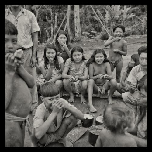 Arekuna indigenous girls at Amokokopai village